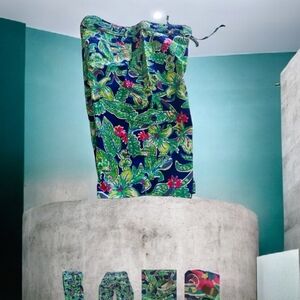 Caribbean Joe Tropical Print Shorts With 4 Pockets Size 8 Stretchy